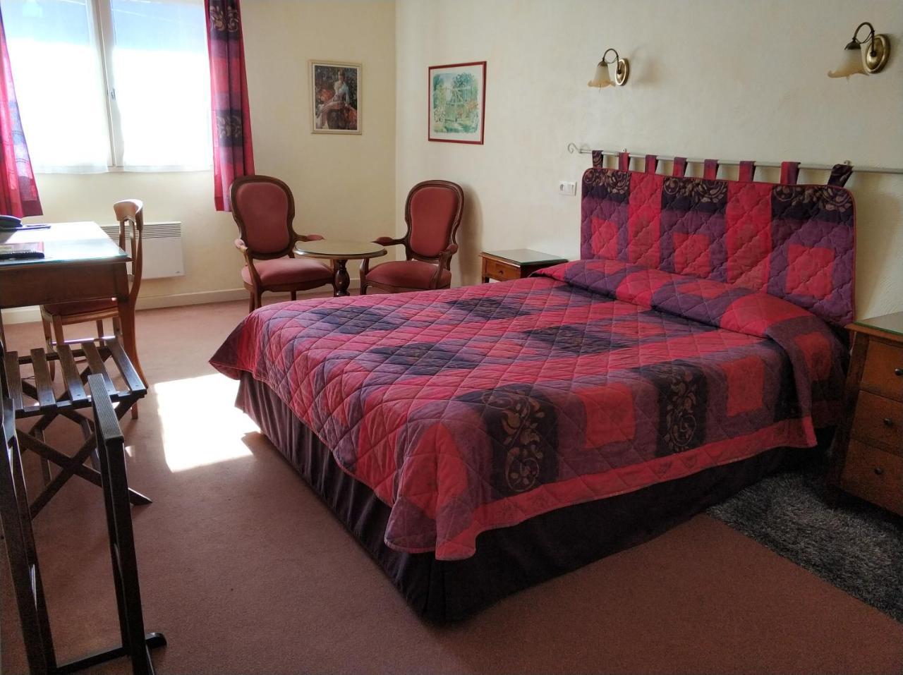 Logis Hotel Calisola Besancon - Soiree Etape Chalezeule Экстерьер фото
