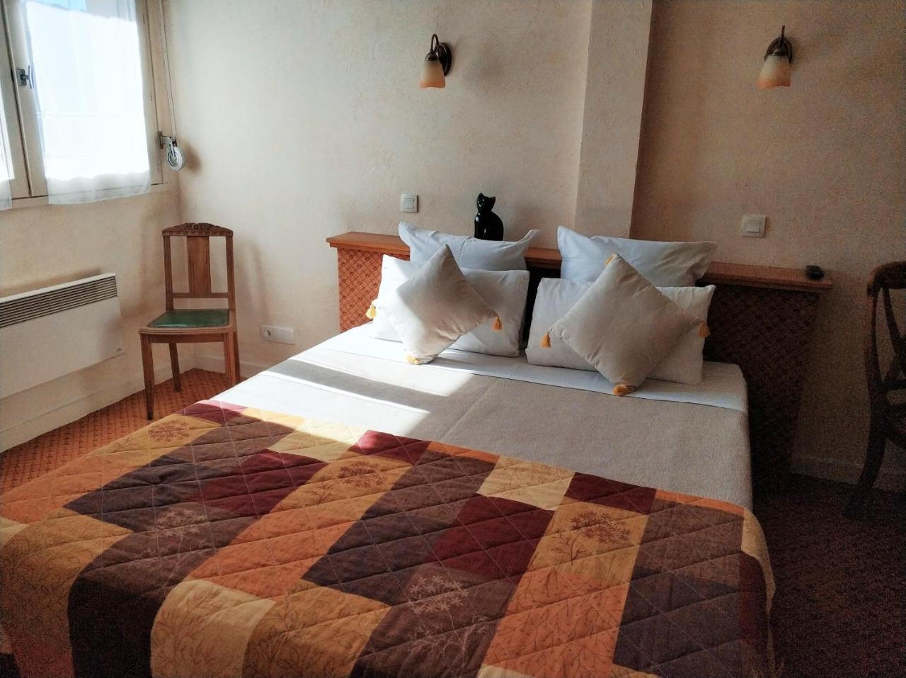 Logis Hotel Calisola Besancon - Soiree Etape Chalezeule Экстерьер фото